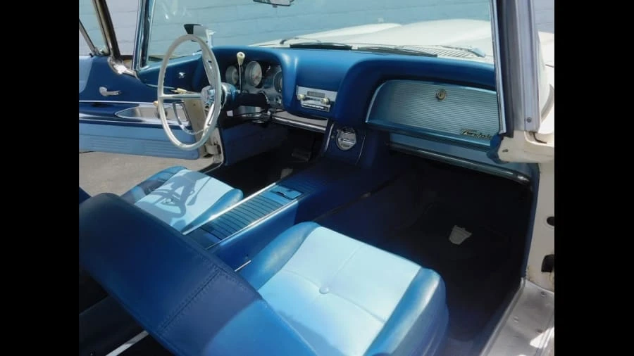 1960 Ford Thunderbird 2nd Gen - Image 4 of 11