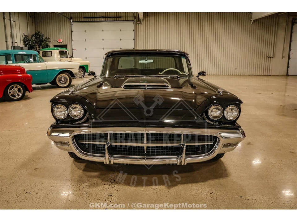 1960 Ford Thunderbird 2nd Gen - Image 14 of 31