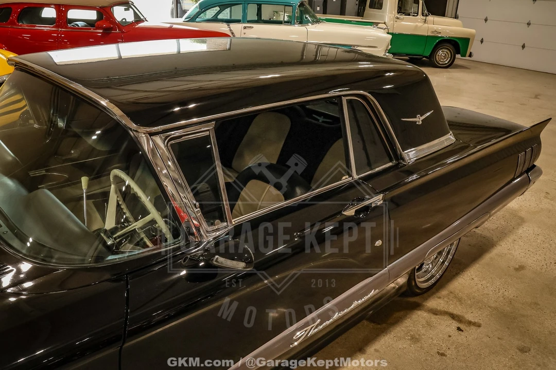 1960 Ford Thunderbird 2nd Gen - Image 28 of 31