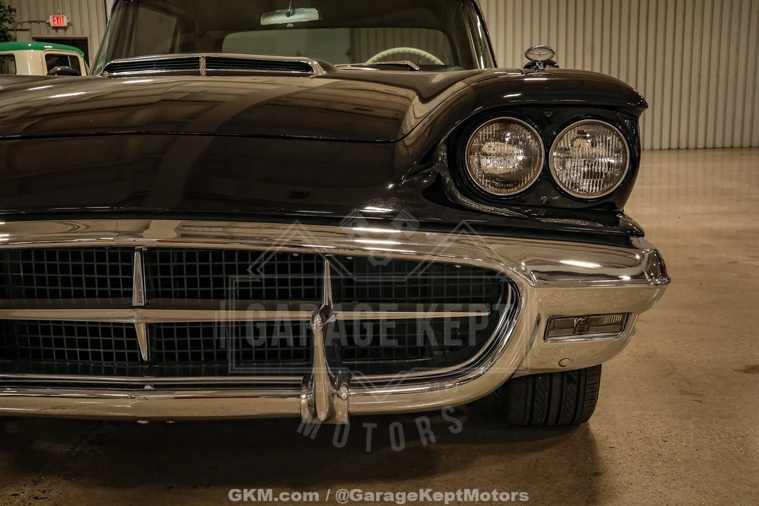 1960 Ford Thunderbird 2nd Gen - Image 19 of 31