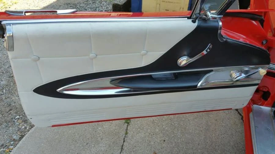 1960 Ford Thunderbird 2nd Gen - Image 6 of 11