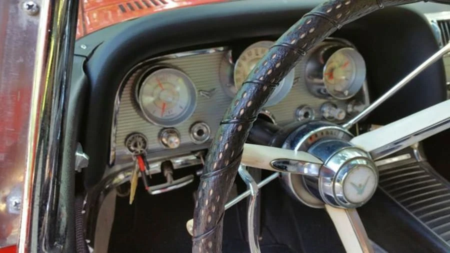 1960 Ford Thunderbird 2nd Gen - Image 4 of 11