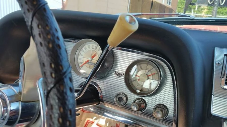 1960 Ford Thunderbird 2nd Gen - Image 5 of 11
