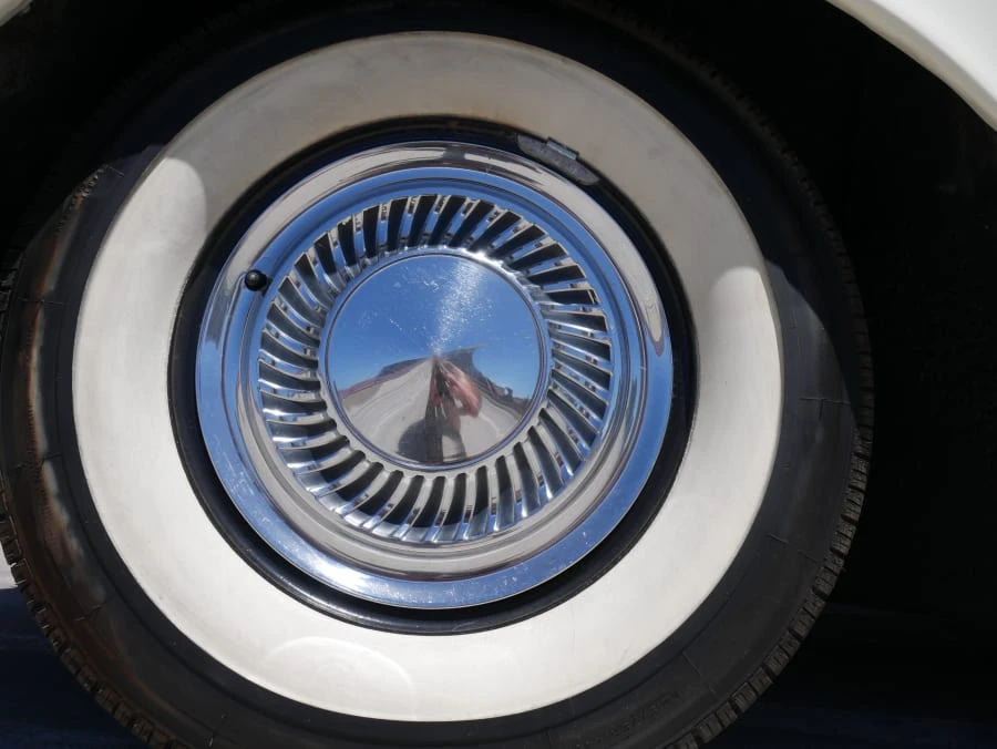 1960 Ford Thunderbird 2nd Gen - Image 16 of 25