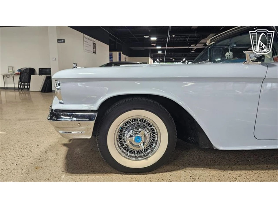 1960 Ford Thunderbird 2nd Gen - Image 19 of 31