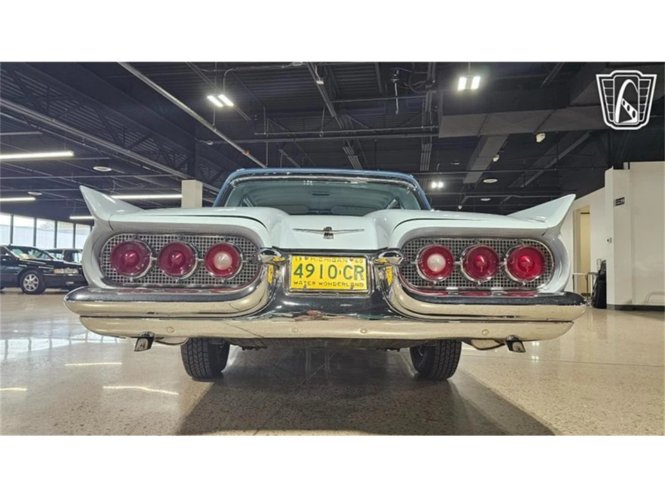 1960 Ford Thunderbird 2nd Gen - Image 10 of 31
