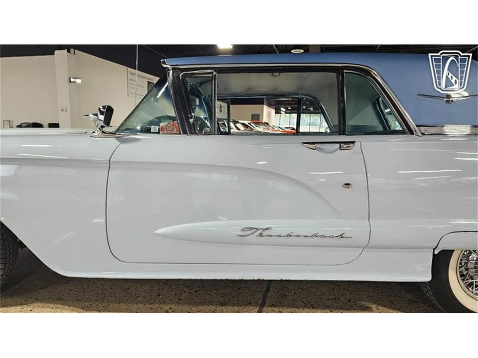 1960 Ford Thunderbird 2nd Gen - Image 20 of 31