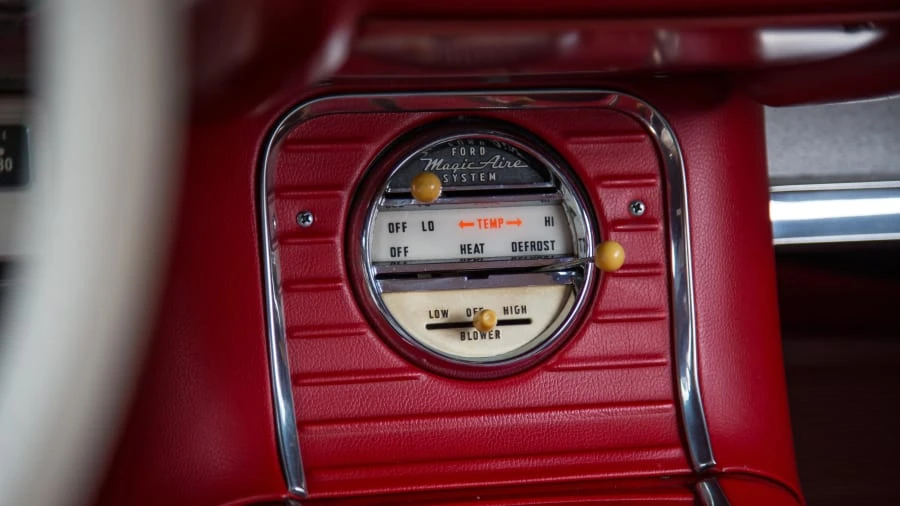 1960 Ford Thunderbird 2nd Gen - Image 14 of 20