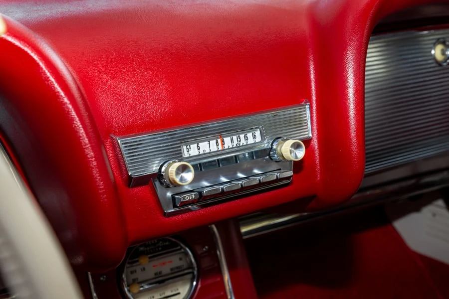 1960 Ford Thunderbird 2nd Gen - Image 18 of 31