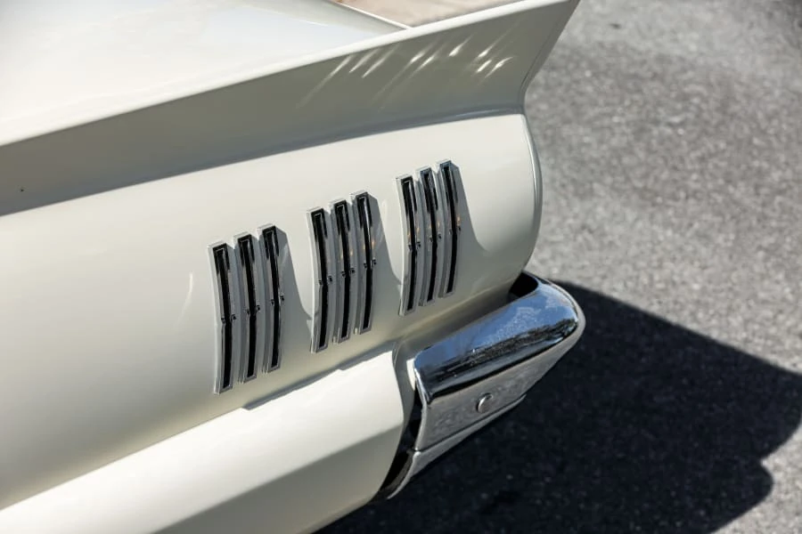 1960 Ford Thunderbird 2nd Gen - Image 9 of 31