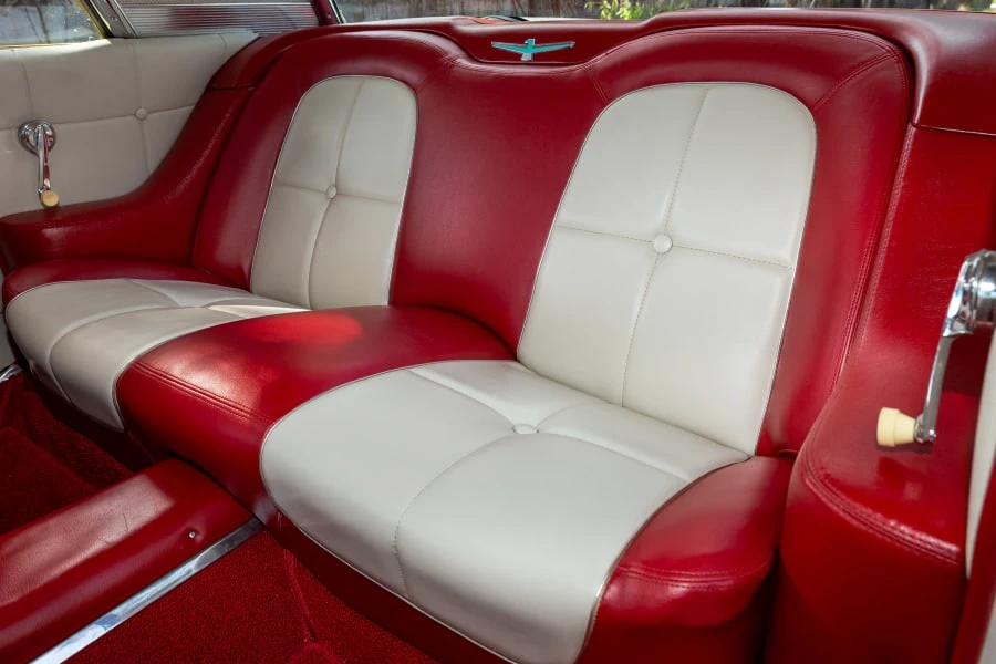 1960 Ford Thunderbird 2nd Gen - Image 15 of 31