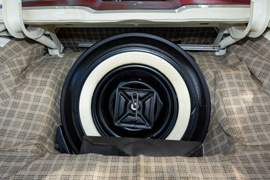 1960 Ford Thunderbird 2nd Gen - Image 31 of 31