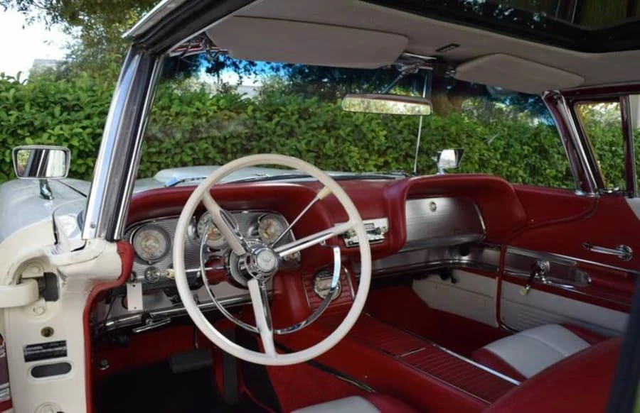 1960 Ford Thunderbird 2nd Gen - Image 9 of 21