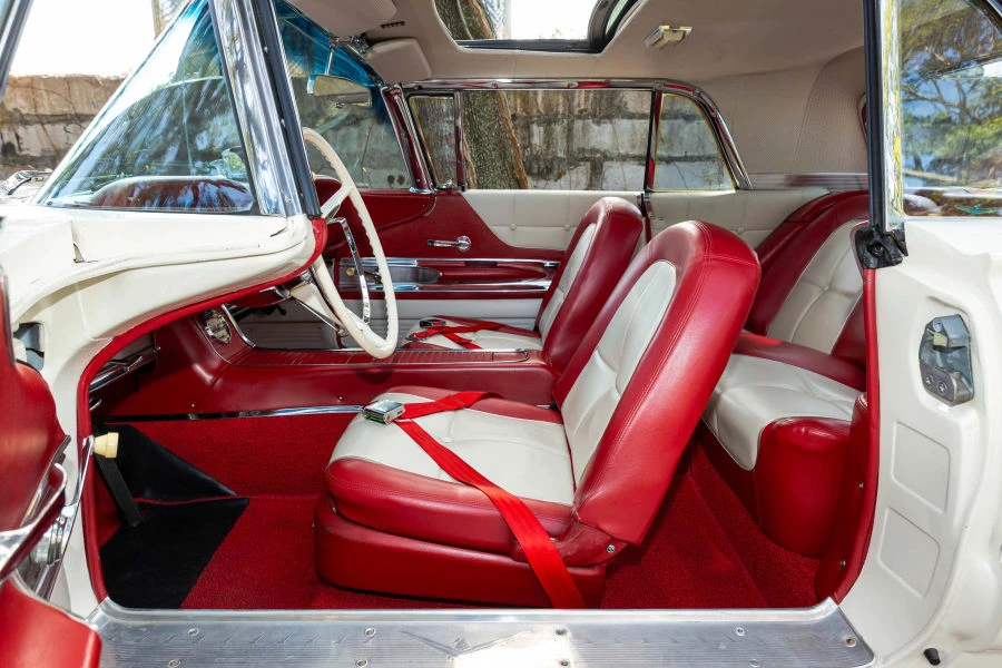 1960 Ford Thunderbird 2nd Gen - Image 14 of 31