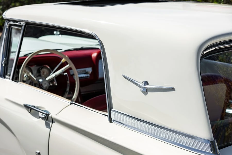 1960 Ford Thunderbird 2nd Gen - Image 10 of 31