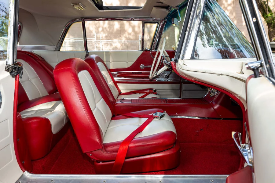 1960 Ford Thunderbird 2nd Gen - Image 25 of 31