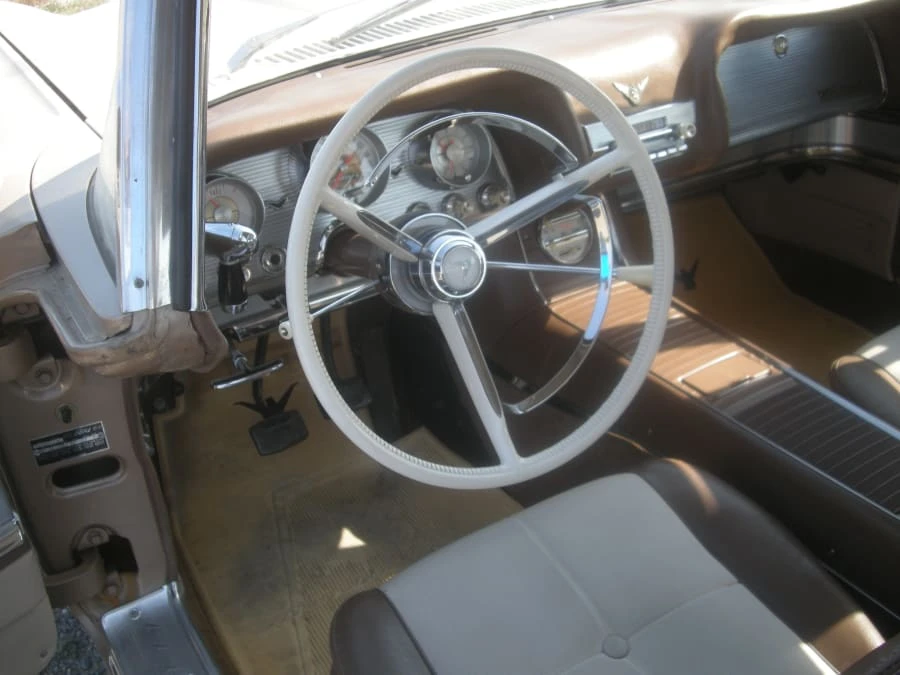 1960 Ford Thunderbird 2nd Gen - Image 4 of 11
