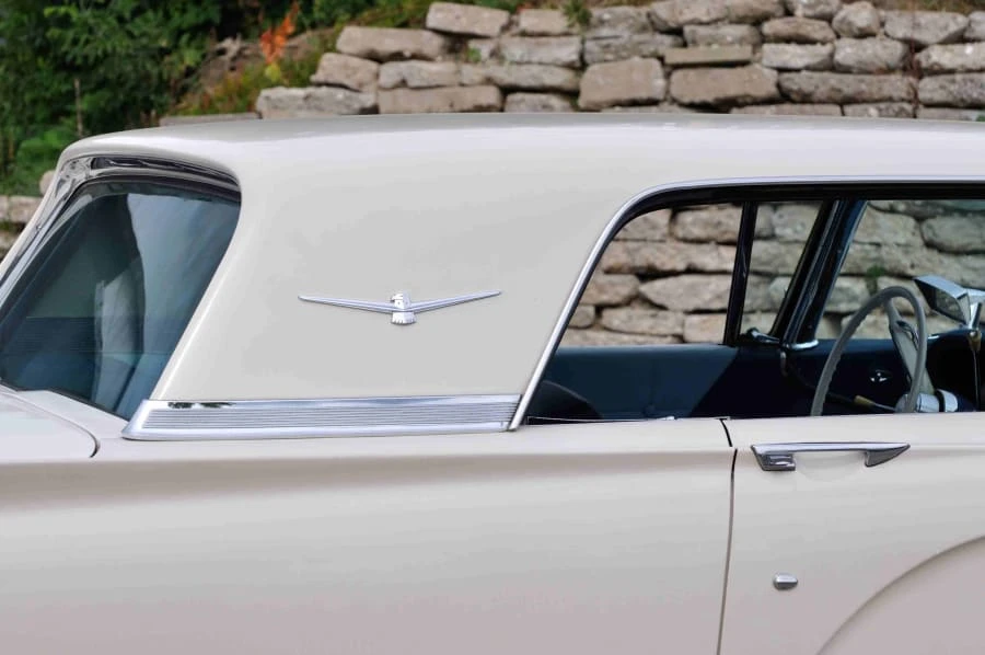1960 Ford Thunderbird 2nd Gen - Image 10 of 12