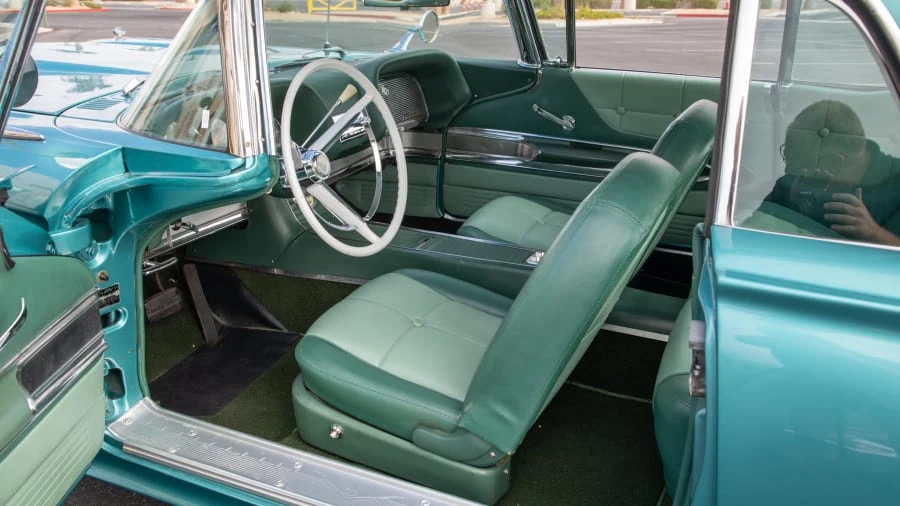 1960 Ford Thunderbird 2nd Gen - Image 4 of 20