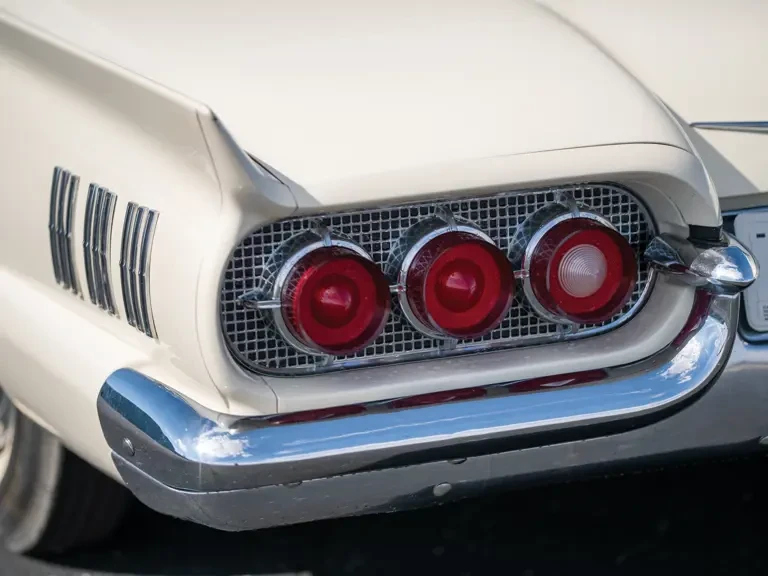 1960 Ford Thunderbird 2nd Gen - Image 12 of 28