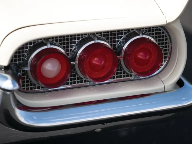 1960 Ford Thunderbird 2nd Gen - Image 13 of 28