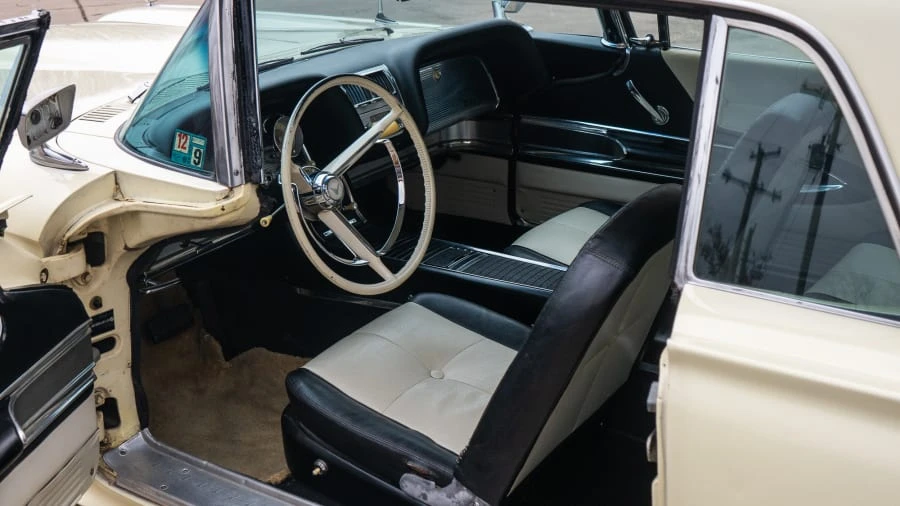 1960 Ford Thunderbird 2nd Gen - Image 4 of 13