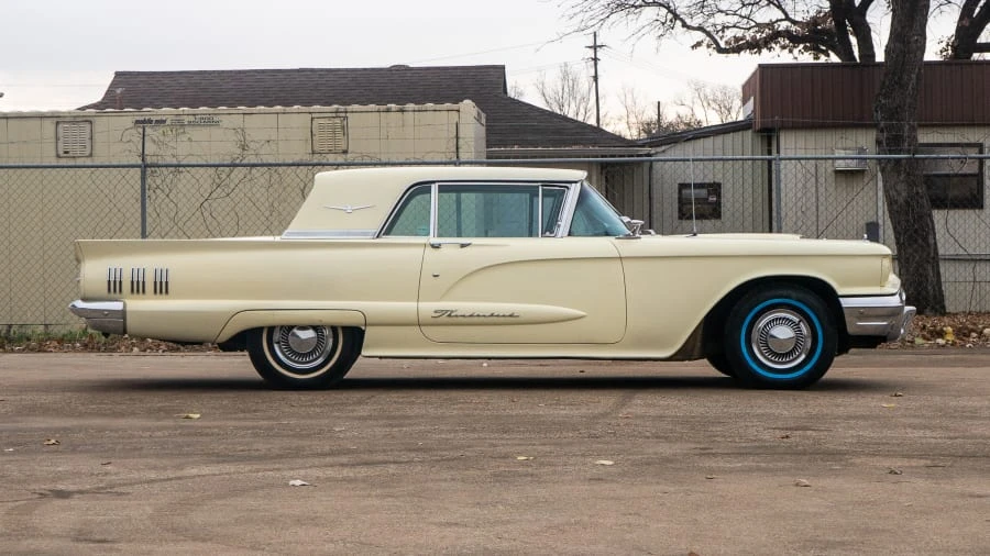 1960 Ford Thunderbird 2nd Gen - Image 9 of 13