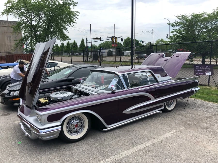 1960 Ford Thunderbird 2nd Gen - Image 9 of 9
