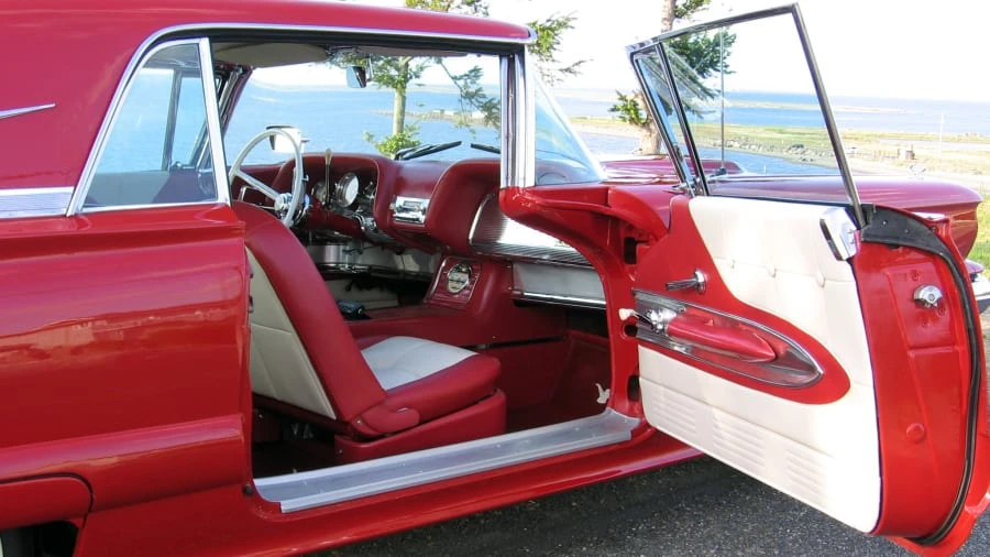 1960 Ford Thunderbird 2nd Gen - Image 5 of 10