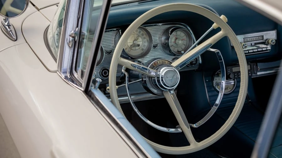 1960 Ford Thunderbird 2nd Gen - Image 9 of 23