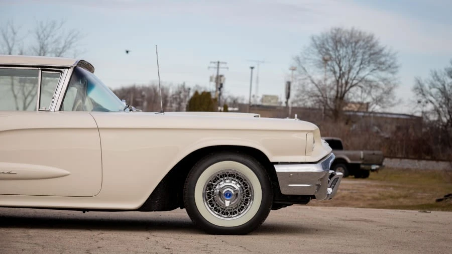1960 Ford Thunderbird 2nd Gen - Image 16 of 23