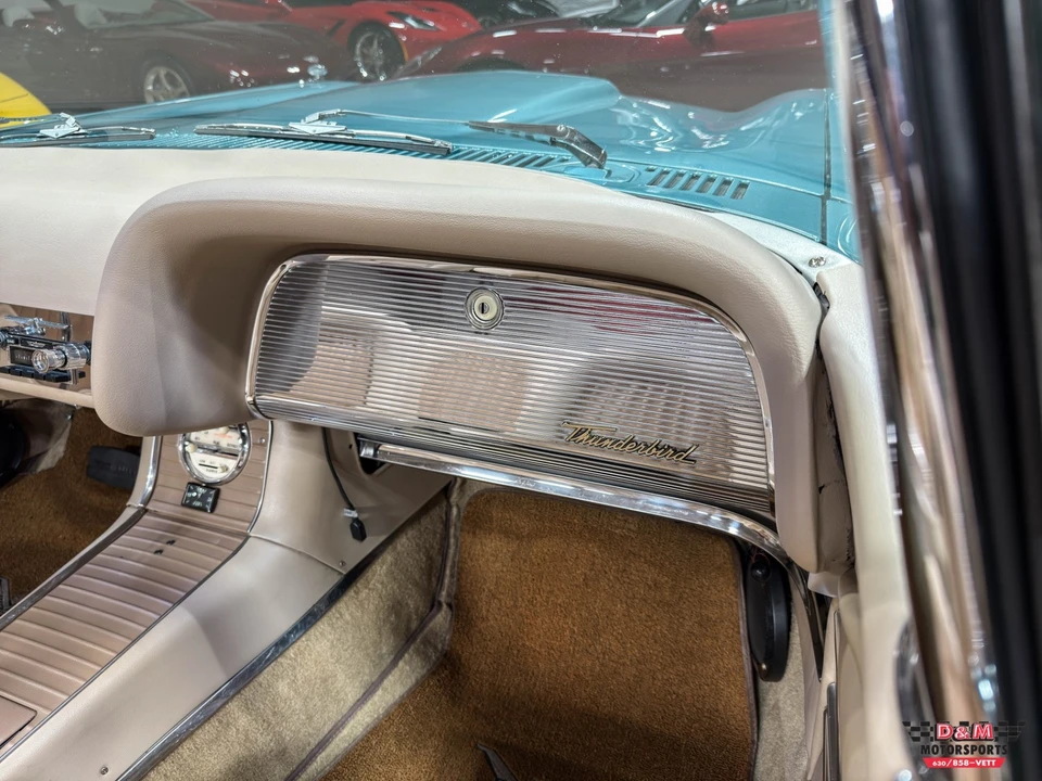 1960 Ford Thunderbird 2nd Gen - Image 16 of 21