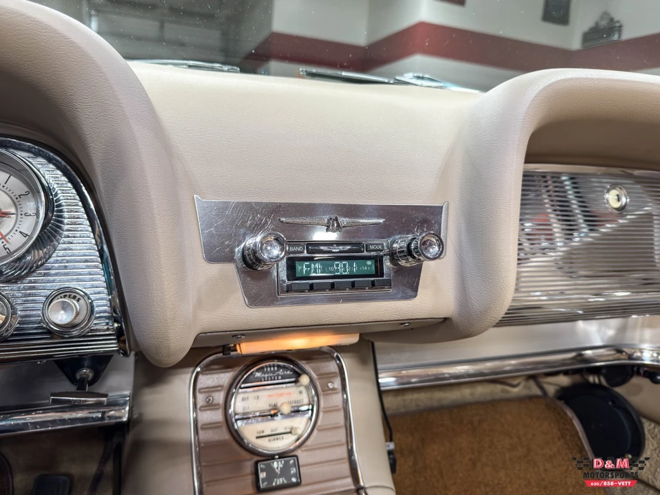 1960 Ford Thunderbird 2nd Gen - Image 19 of 21