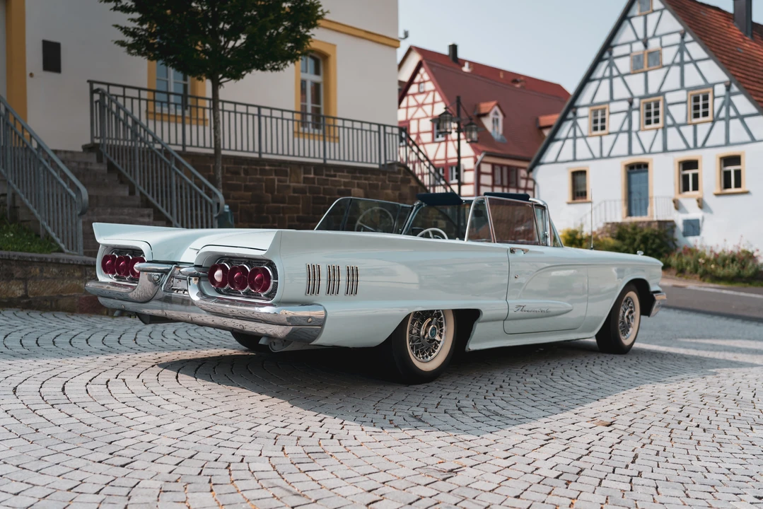 1960 Ford Thunderbird 2nd Gen - Image 7 of 31