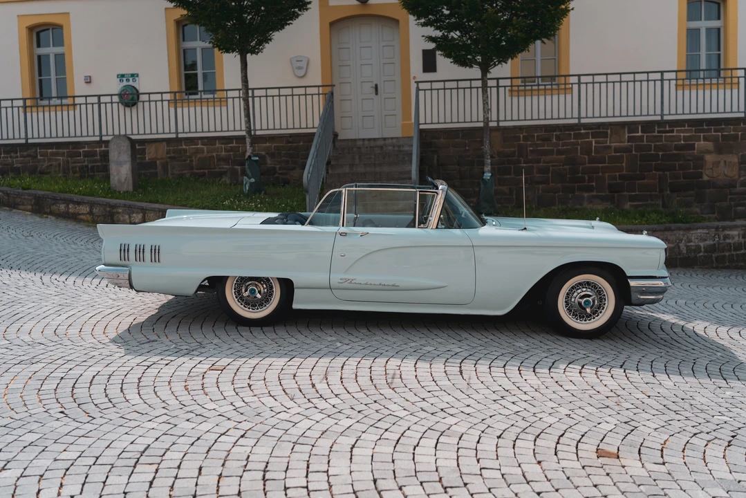 1960 Ford Thunderbird 2nd Gen - Image 8 of 31