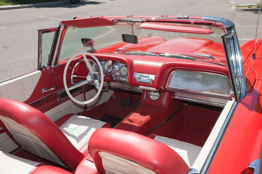 1960 Ford Thunderbird 2nd Gen - Image 4 of 12