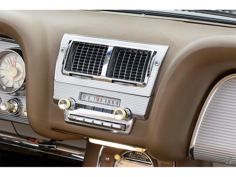 1960 Ford Thunderbird 2nd Gen - Image 12 of 31