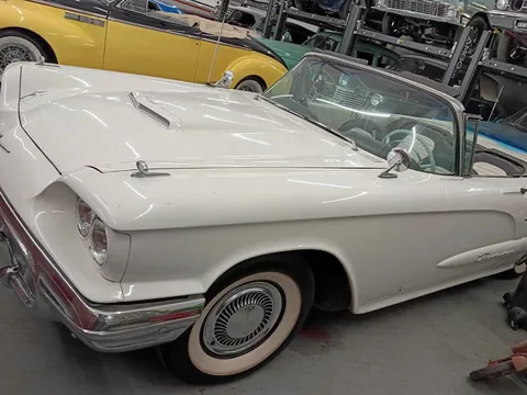1960 Ford Thunderbird