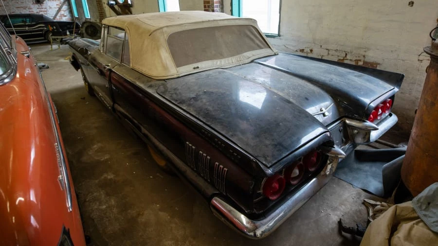1960 Ford Thunderbird 2nd Gen - Image 3 of 20