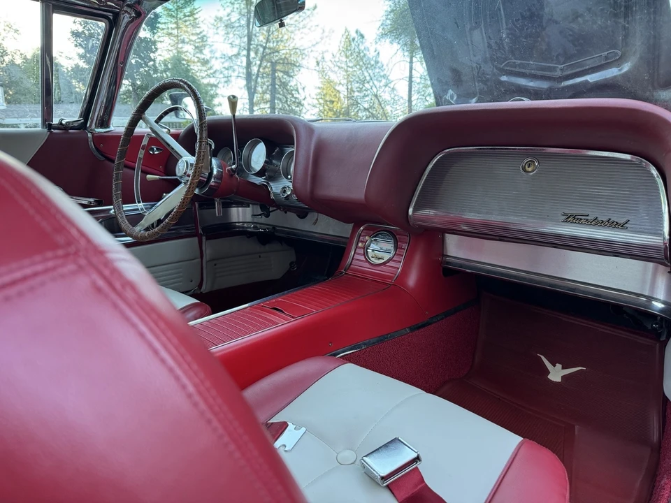 1960 Ford Thunderbird 2nd Gen - Image 29 of 31