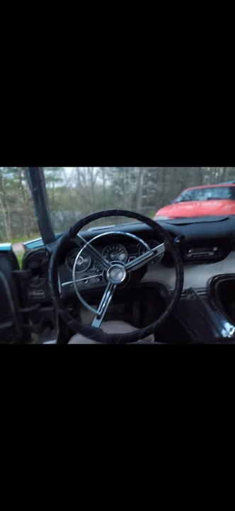 1960 Ford Thunderbird 2nd Gen - Image 3 of 5