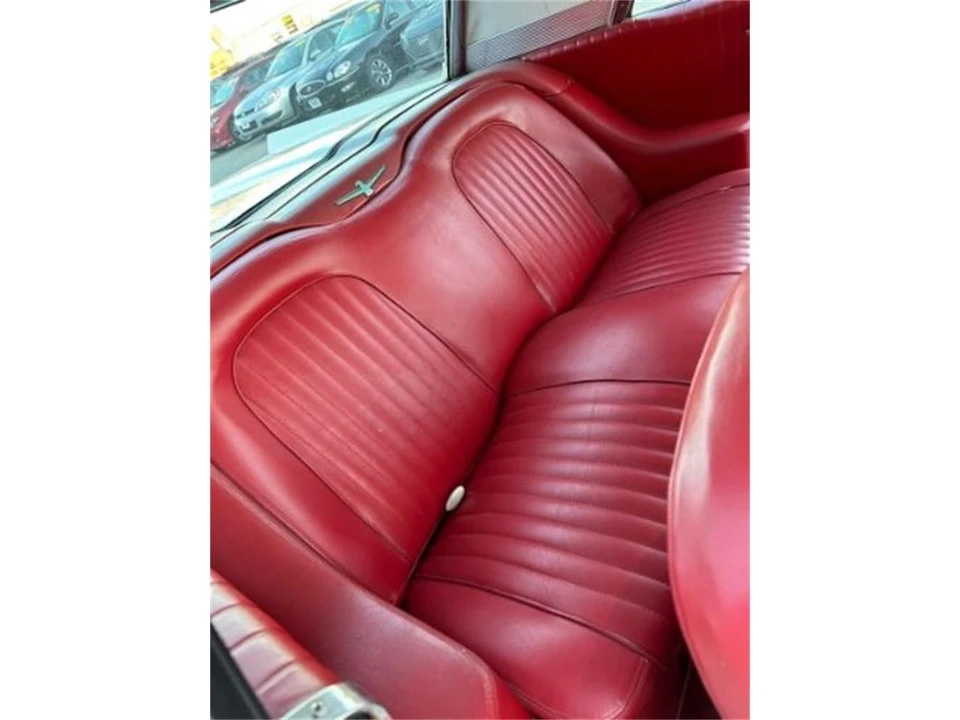 1960 Ford Thunderbird 2nd Gen - Image 16 of 30