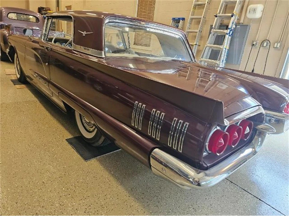 1960 Ford Thunderbird 2nd Gen - Image 4 of 11