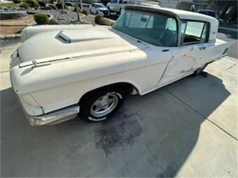 1960 Ford Thunderbird