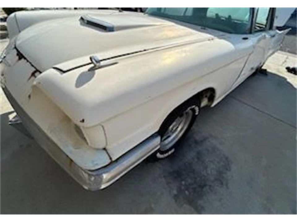 1960 Ford Thunderbird 2nd Gen - Image 7 of 13
