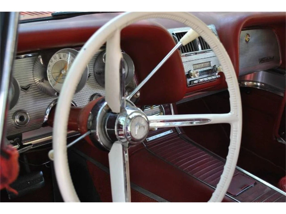 1960 Ford Thunderbird 2nd Gen - Image 13 of 19