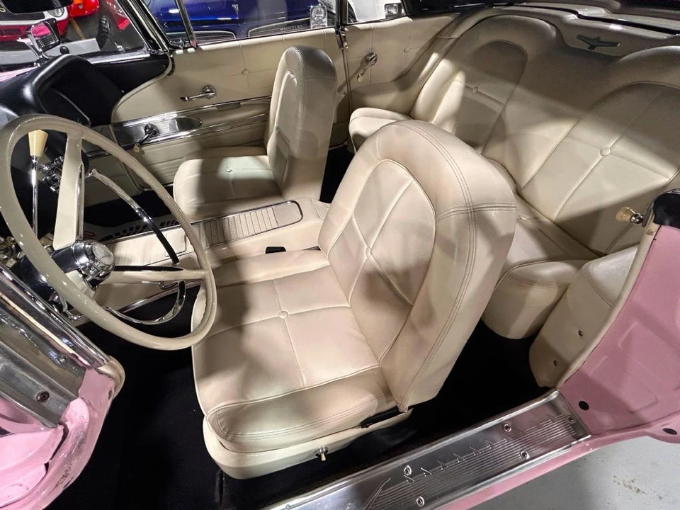 1960 Ford Thunderbird 2nd Gen - Image 11 of 31