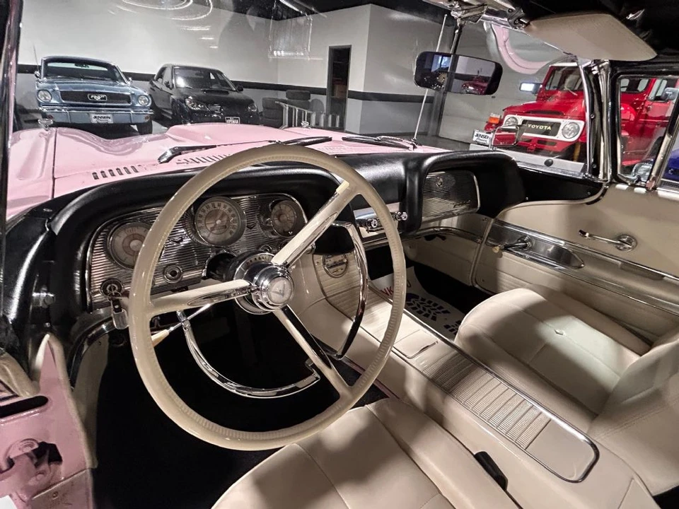 1960 Ford Thunderbird 2nd Gen - Image 12 of 31