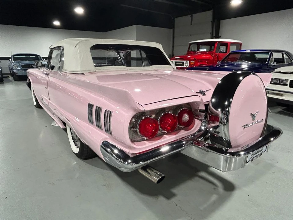1960 Ford Thunderbird 2nd Gen - Image 23 of 31