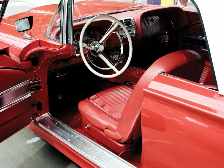 1960 Ford Thunderbird 2nd Gen - Image 4 of 4